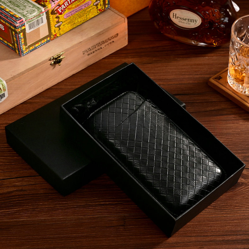 3 Pcs Leather Cigar Case Gift  - огляд і ціна Cigar Cutter Set