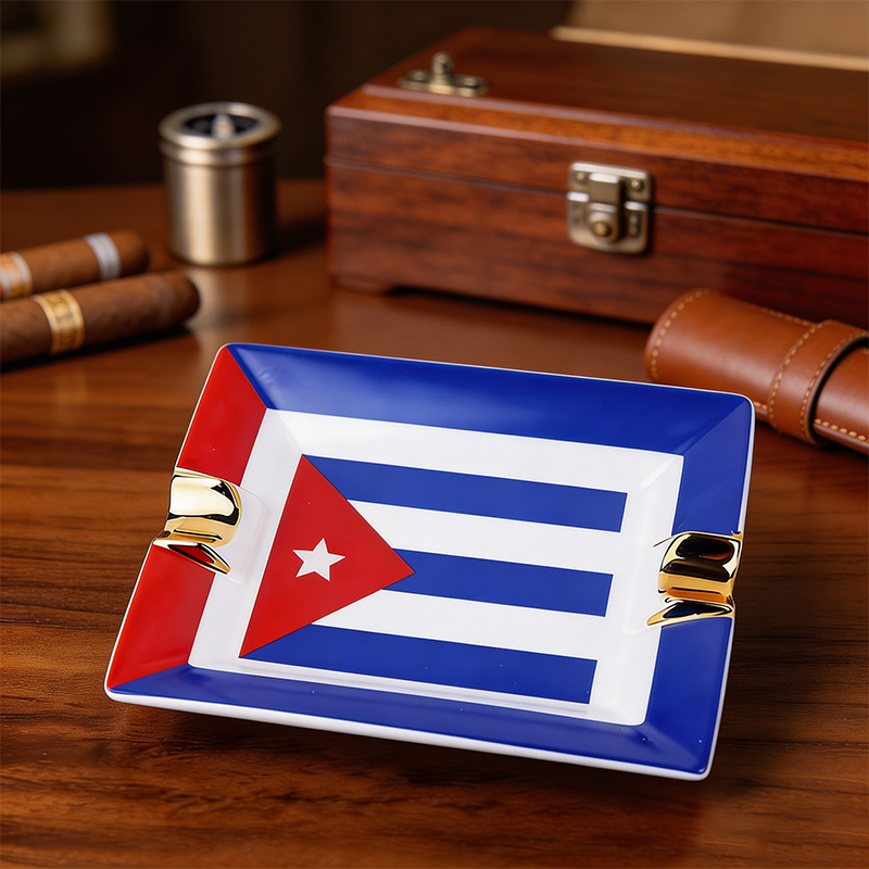Cigar Set with Cuban Flag, Sta - огляд і ціна Cigar Cutter Set